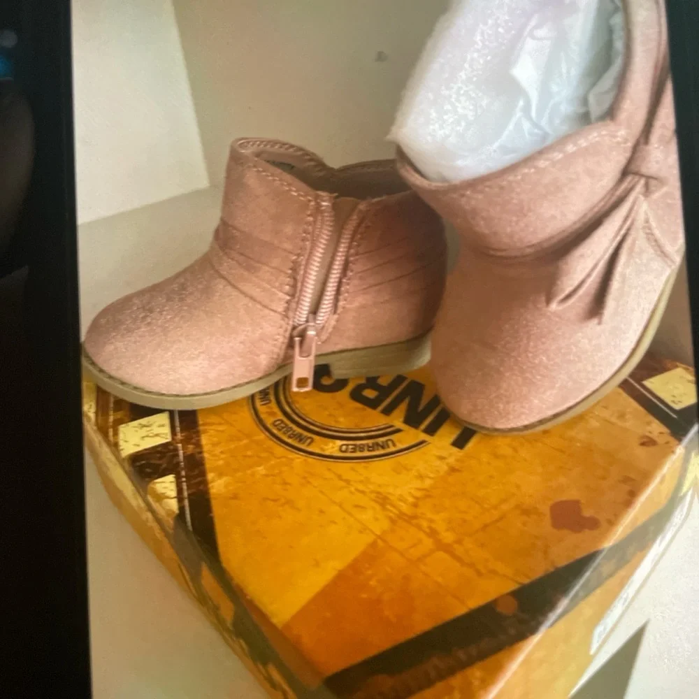 Dark Blush ankle boots toddler size 5.5
